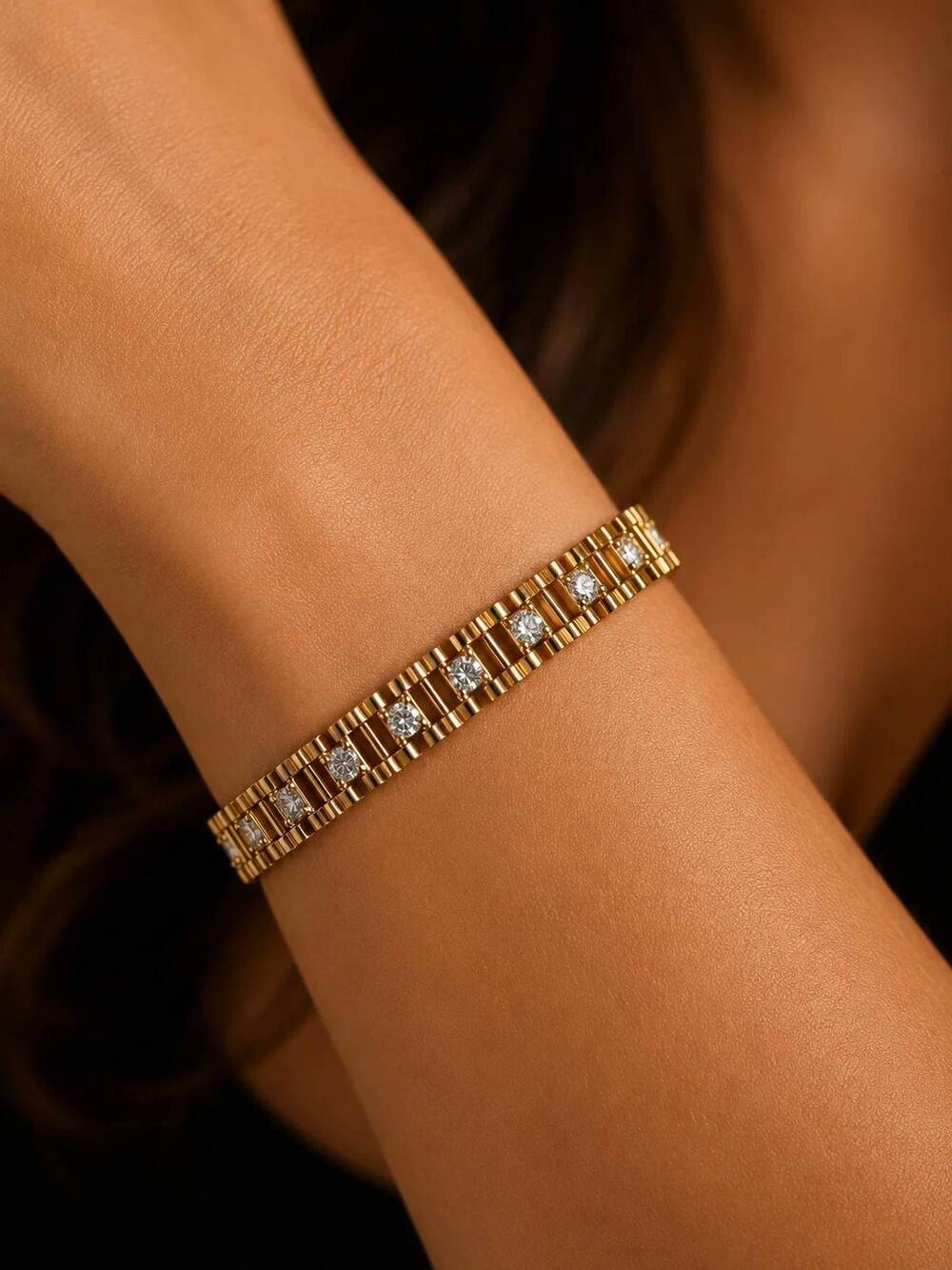 NEW CHANSUTTPEARLS women's rhinestone watch band bracelet in gold